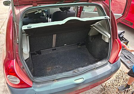 Renault Clio 1.2 16V Authentique Authentique