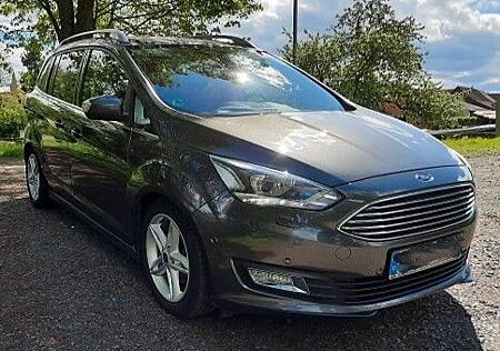 Ford Grand C-Max 1,5 Titanium/Navi/Xenon/AHK/Key