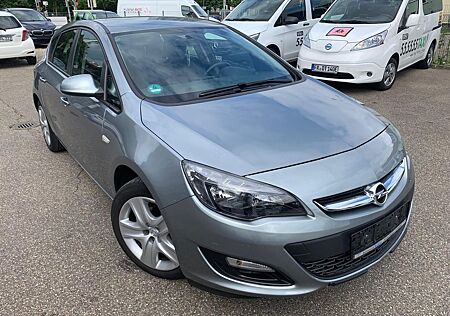 Opel Astra J Lim. 5-trg. Fun