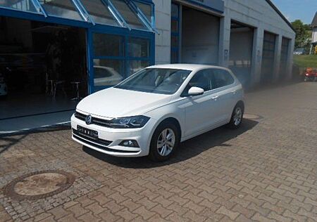VW Polo Volkswagen VI Comfortline Einparkhilfe , Klima