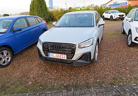Audi Q2 35 TFSI S line S-Tronik LED ACC RFK
