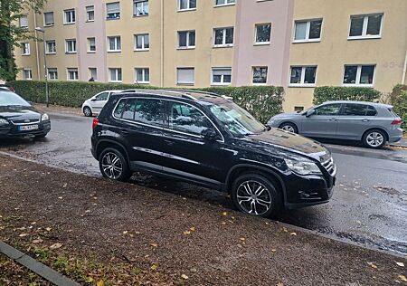 VW Tiguan Volkswagen 2.0 TDI Automatik 4MOTION Sport & Sty...
