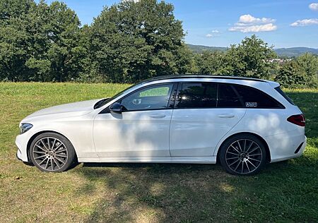 Mercedes-Benz C 300 T AMG Automatik+PANO+LED+SOUND