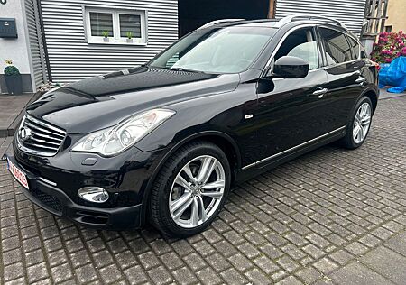 Infiniti QX50 3.0 d GT Premium/4x4 Viele Extras/GARANTIE