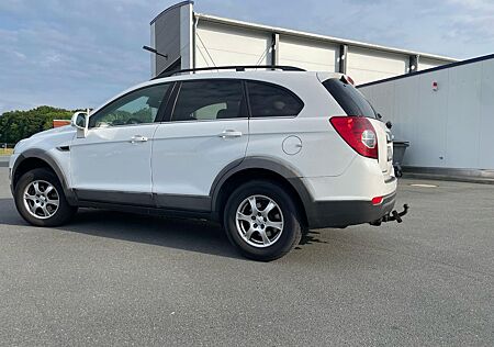 Chevrolet Captiva 2.2 LT 2WD 7-Sitzer LT