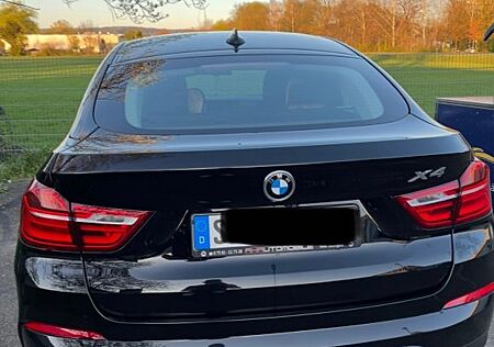 BMW X4 xDrive20d , Allradantrieb, Panoramadach