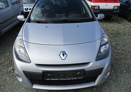 Renault Clio Grandtour Expression 1.2 16V TCe 100