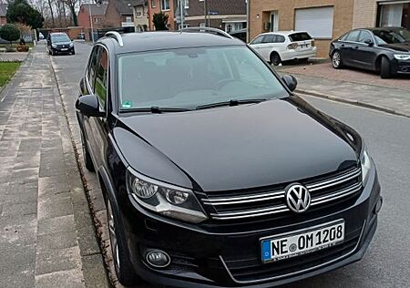 VW Tiguan Volkswagen 1.4 TSI 92kW BMT Sport & Style Sport ...