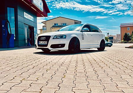 Audi S3 2,0tfsi 8Fach SHZ Pano 20 Alcantara Vollaus