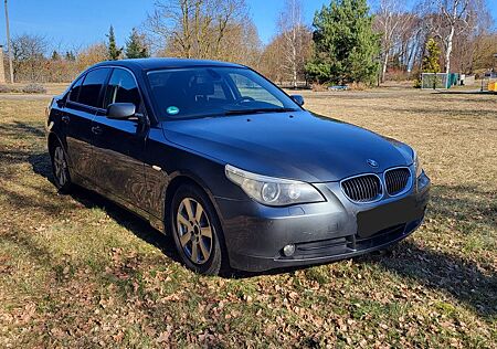 BMW 523i A gepflegter, gut ausgestatteter Reisewagen