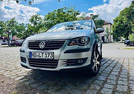 VW Touran Volkswagen 1.4 TSI 103kW -