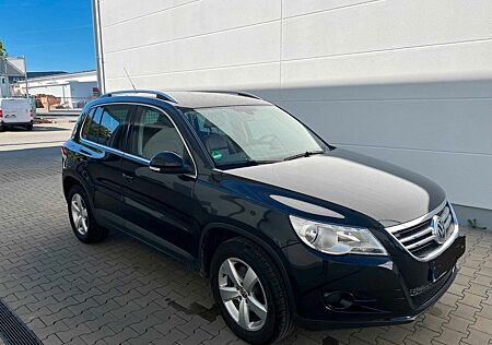 VW Tiguan Volkswagen 2.0 TDI 4MOTION Sport & Style Sport &...