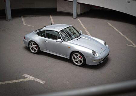 Porsche 993 Carrera 4S Coupé CARRERA 4S