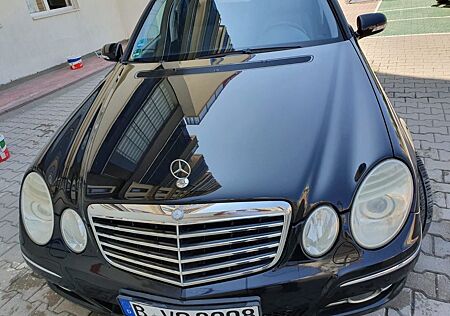 Mercedes-Benz E 220 CDI T AVANTGARDE Avantgarde