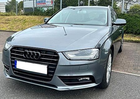 Audi A4 B8 Avant 2.0 TDI Automatik - TÜV 08.26