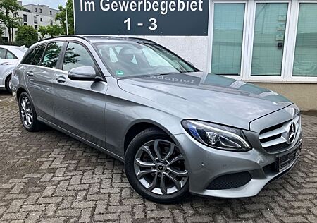 Mercedes-Benz C 220 T BlueTec / d Avantgarde Aut.NAVI-LED-SHZ