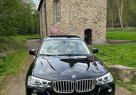 BMW X3 xDrive28i xLine.Panorama-Keyless-Headup-Leder