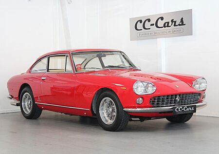 Ferrari 330 4,0 GT 2+2 2d