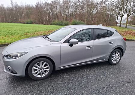 Mazda 3 2.0 SKYACTIV-G 120 Sports-Line Sports-Line