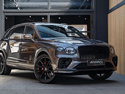 Bentley Bentayga Azure EWB Naim Entertainment Massage 4.