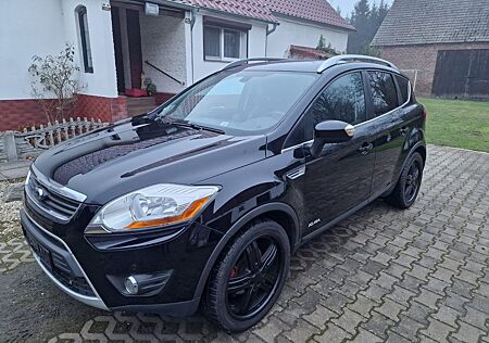 Ford Kuga 2,0 TDCi 2x4 103kW Titanium Titanium