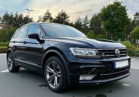VW Tiguan Volkswagen 2,0 TDi DSG 4Motion R-Line Highline Voll
