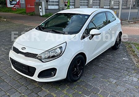 Kia Rio Spirit Tempomat Lenkradheizung PDC