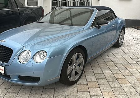 Bentley Continental GTC -