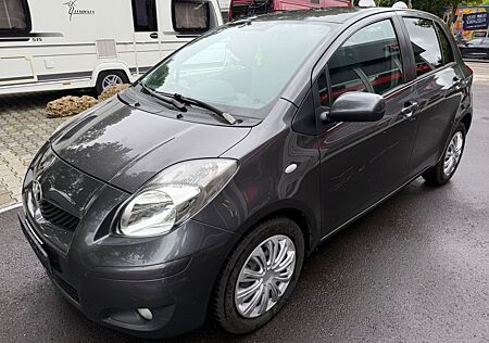 Toyota Yaris Sol 1.3 Facelift Klimaanlage Multifunktion