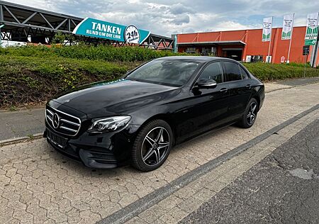 Mercedes-Benz E 300 de E -Klasse Lim. AMG Ausstattung
