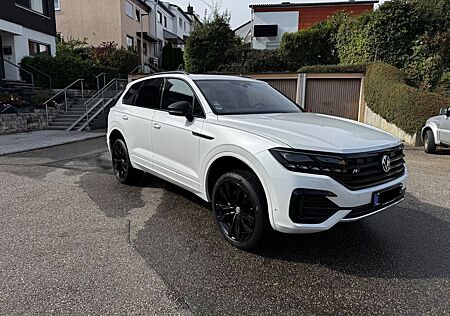 VW Touareg Volkswagen 3.0 V6 TDI 210kW 4MOT Tiptr. R-Line ...