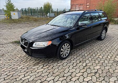 Volvo V70 schwarz