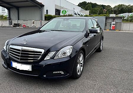 Mercedes-Benz E 250 Mercedes CDI AVANTGARDE -NEUWERTIG