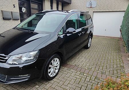 VW Sharan Volkswagen 2.0 TDI/170 PS/Keyless Go und - Entry/