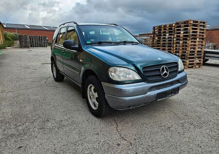 Mercedes-Benz ML 320