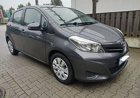 Toyota Yaris 1,0-l-Dual-VVT-i Life Life