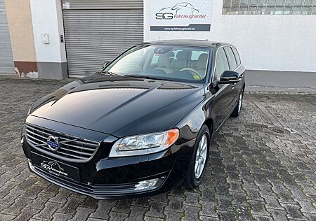 Volvo V70 Kombi Kinetic *NAVI*XENON*PDC*AHK*