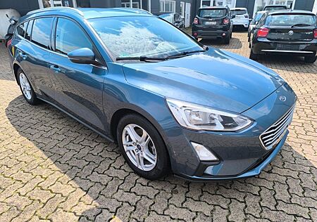 Ford Focus Turnier Cool & Connect Navi Winterpaket