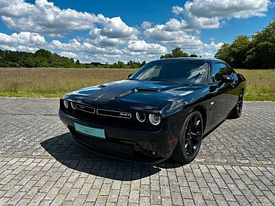 Dodge Challenger 5.7 V8 R/T HEMI