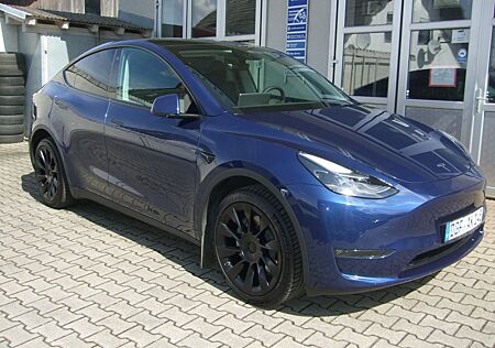 Tesla Model Y Long Range Dual Motor AWD 20"Alu, blau