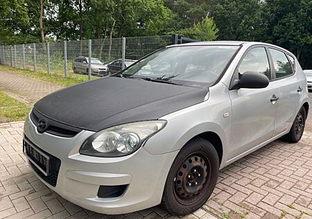 Hyundai i30 Edition+Klimaautomatik