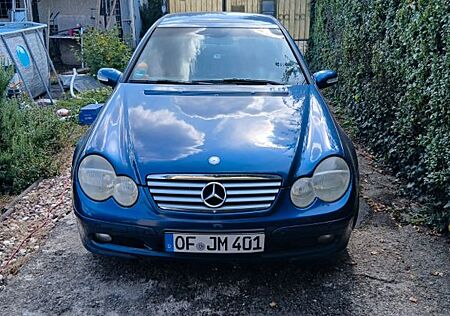 Mercedes-Benz CL 200