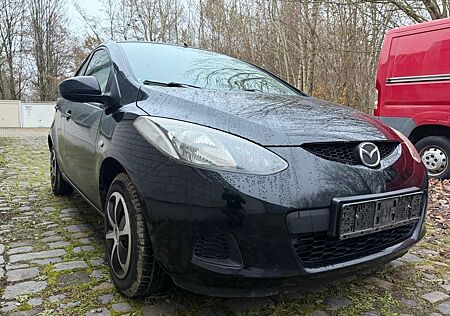 Mazda 2 1.3 63kW 1.Hand TÜV 04/2026