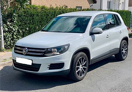 VW Tiguan Volkswagen Trend & Fun BMT Automatik 1.Hand!