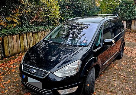 Ford Galaxy 2,2 TDCi 147kW DPF Titanium Autom. Ti...