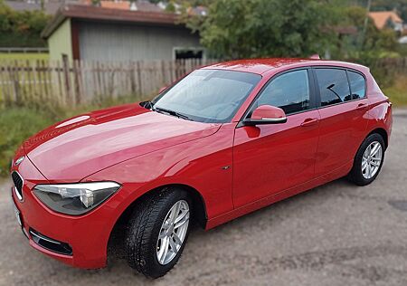 BMW 116i Sport Line,Kamera,Lenkradheizung,Tempomat