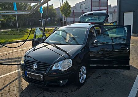 VW Polo Volkswagen 1.6 United