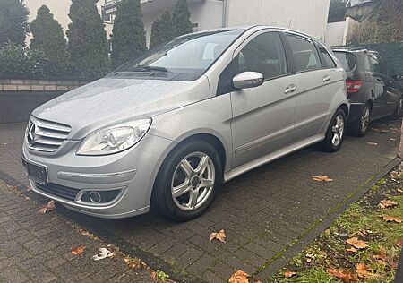 Mercedes-Benz B 200 CDI -