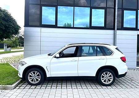 BMW X5 xDrive40d Navi/Head-UP/AHK
