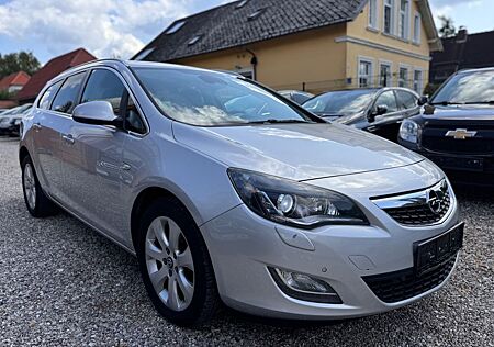 Opel Astra J 1.7 Sports Tourer Exklusiv'Xenon'SHZ'AHK